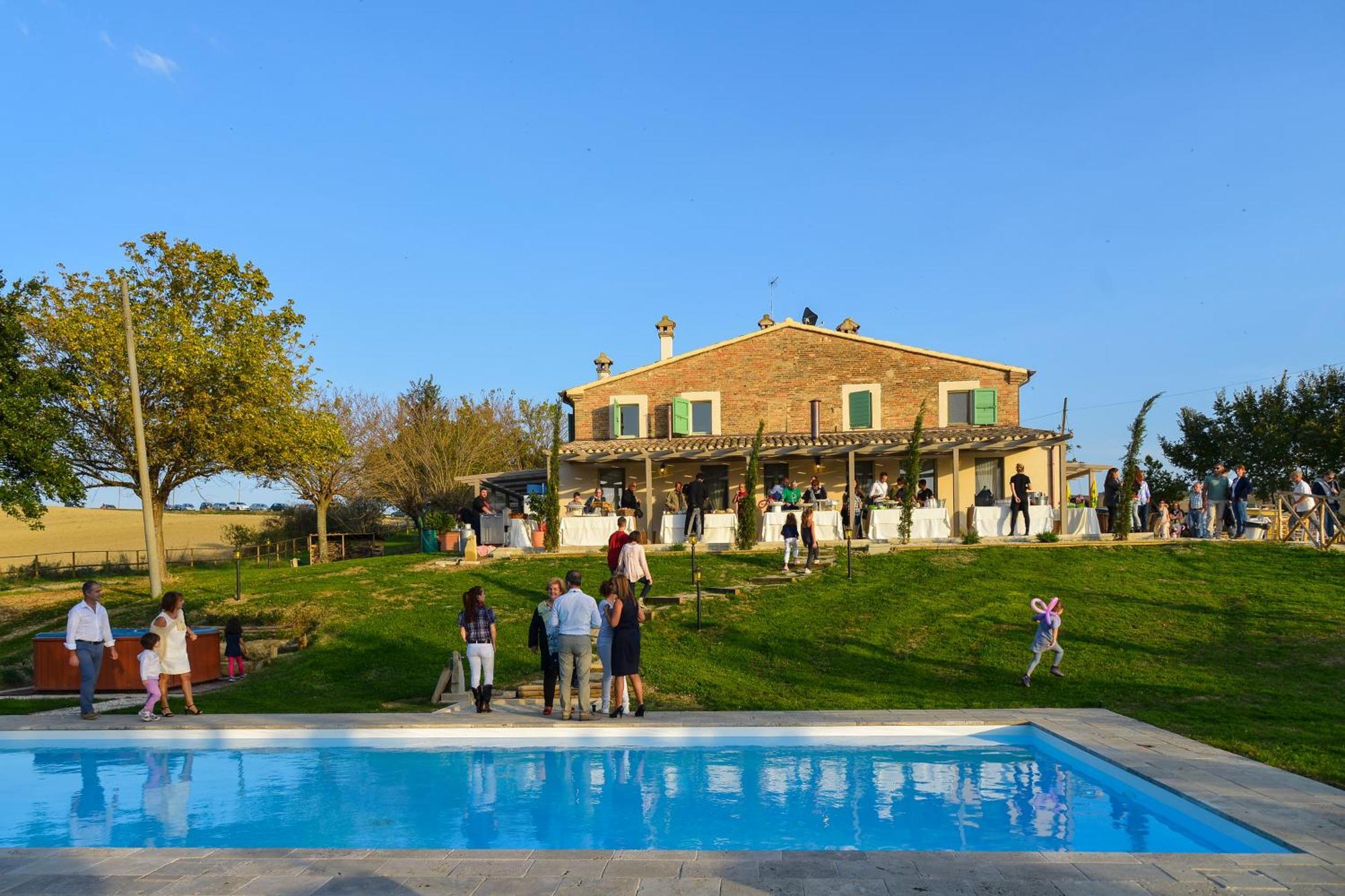 Le Maracla Country House Iesi Εξωτερικό φωτογραφία