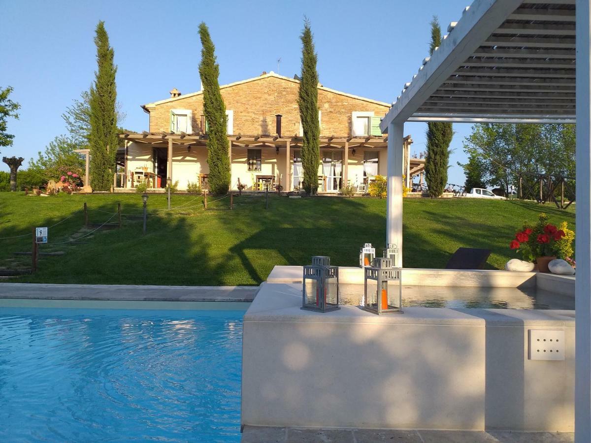 Le Maracla Country House Iesi Εξωτερικό φωτογραφία