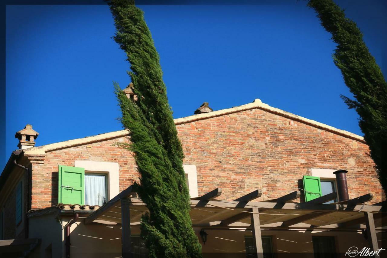 Le Maracla Country House Iesi Εξωτερικό φωτογραφία