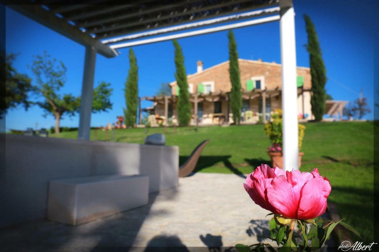 Le Maracla Country House Iesi Εξωτερικό φωτογραφία