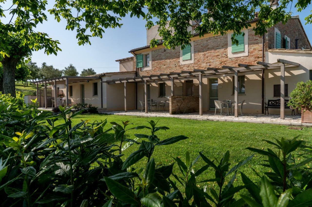 Le Maracla Country House Iesi Εξωτερικό φωτογραφία