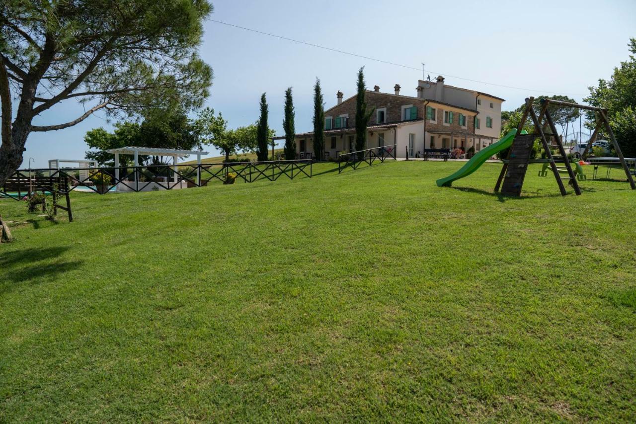 Le Maracla Country House Iesi Εξωτερικό φωτογραφία