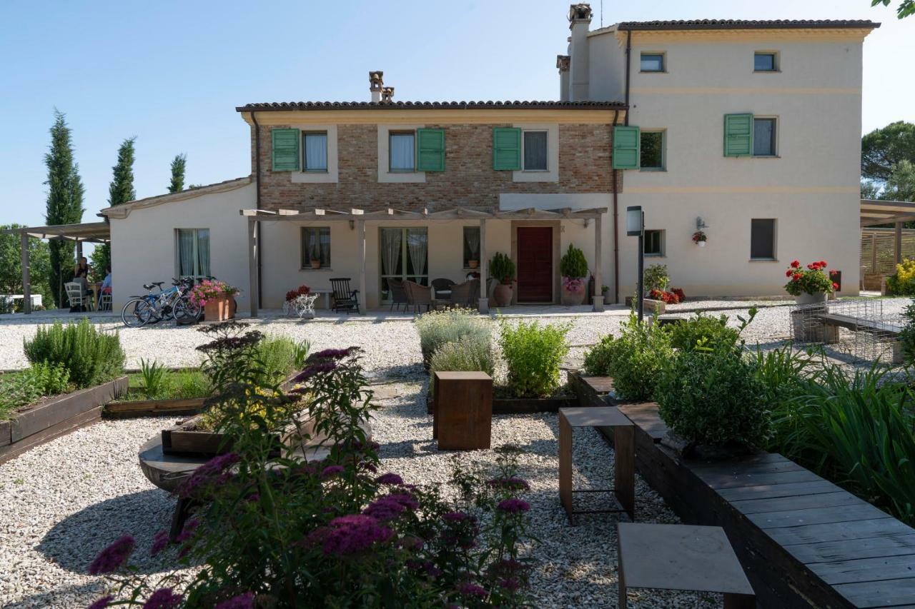 Le Maracla Country House Iesi Εξωτερικό φωτογραφία