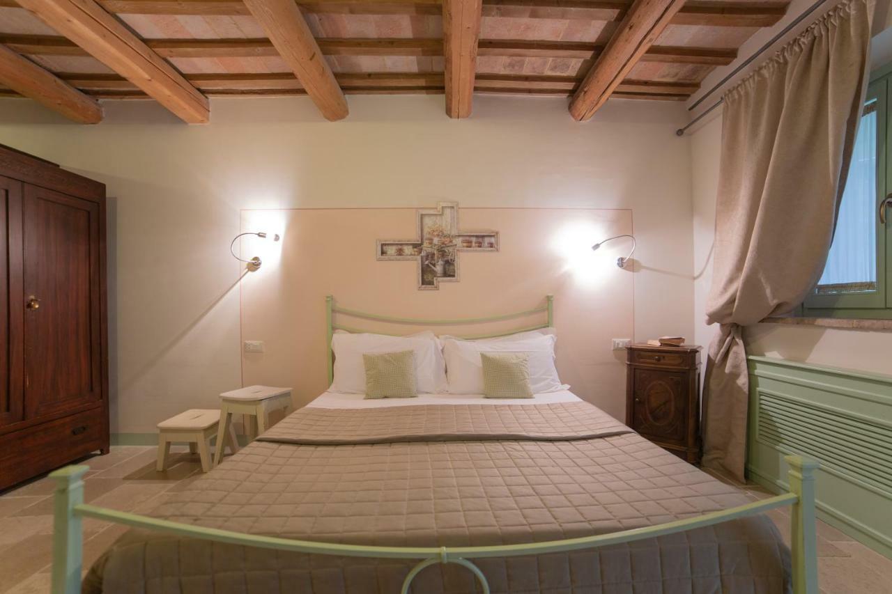 Le Maracla Country House Iesi Εξωτερικό φωτογραφία