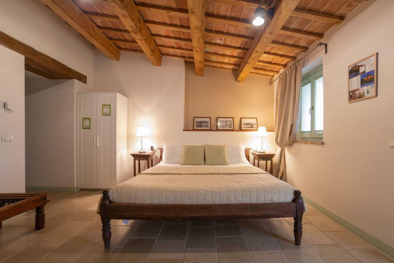 Le Maracla Country House Iesi Εξωτερικό φωτογραφία